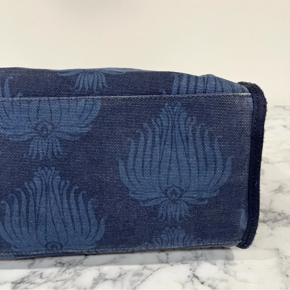 Pottery Barn Kids preppy canvas diaper tote navy blue leather straps initial 